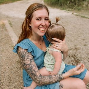 Meet your Posher, Cassandra